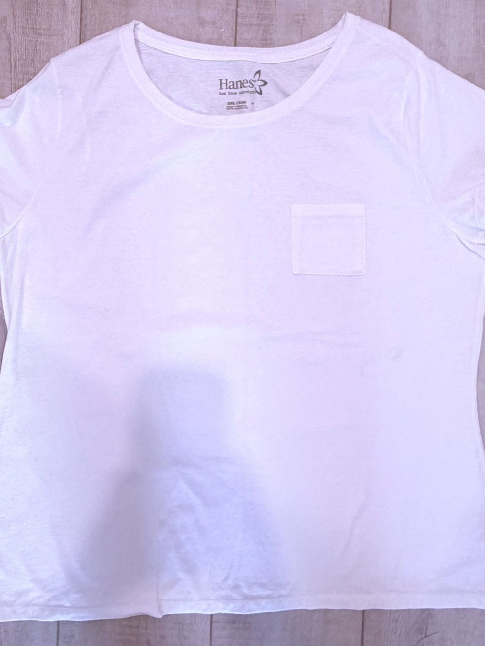 Hanes White Short Sleeve Pocket Tee